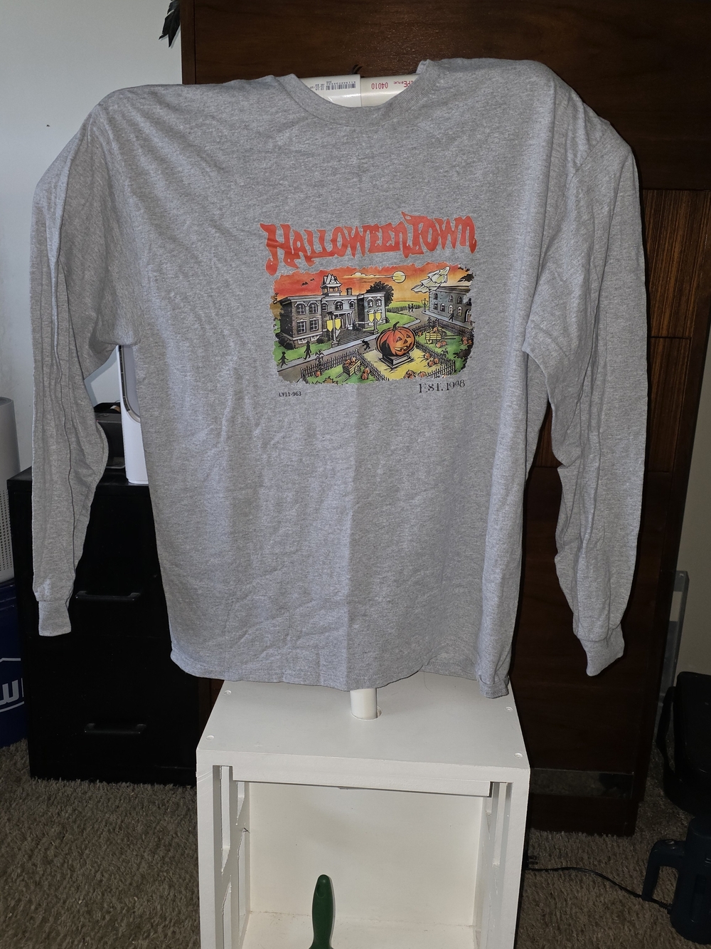 HalloweenTown Graphic Long-Sleeve Shirt - Gray